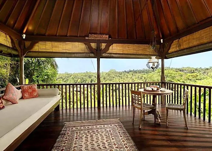 Natural View 3 Bedroom Private Y034 バリ島